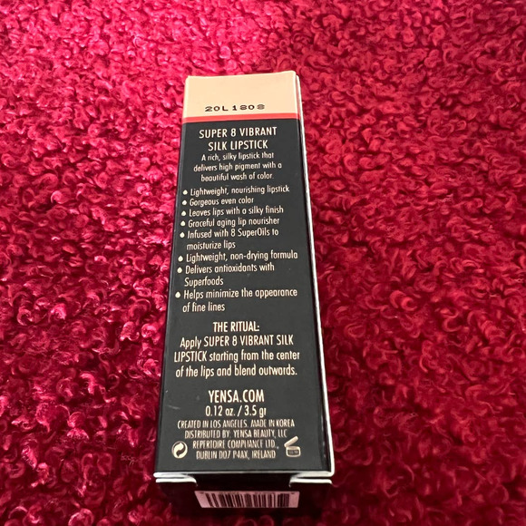 Yensa Super 8 Vibrant Silk Lipstick - Freespirit - NEW - Picture 8 of 8